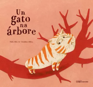 UN GATO NA ÁRBORE UN GATO NA ÁRBORE