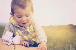 Los niños que practican la gratitud son más felices: libros que nos ayudan a cultivarla