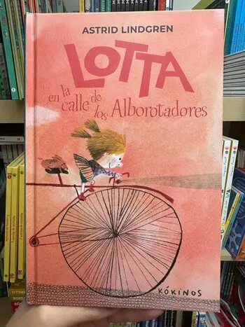 Lotta en la calle de los Alborotadores, de Astrid Lindgren | Reseña